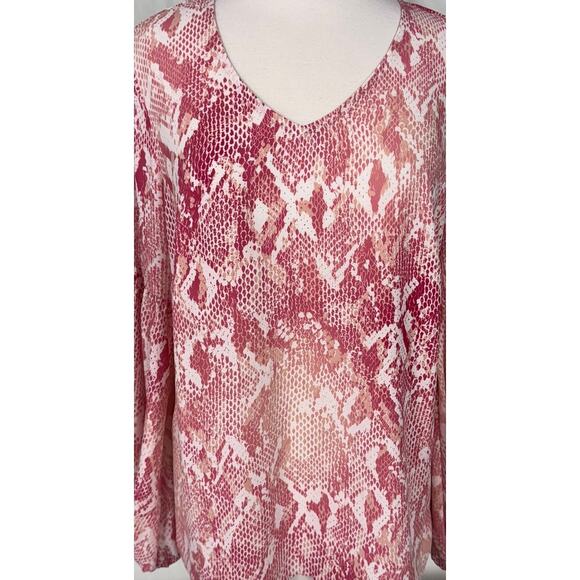 CAbi 5708 Bethany Snake Print Blouse Medium - Picture 4 of 11